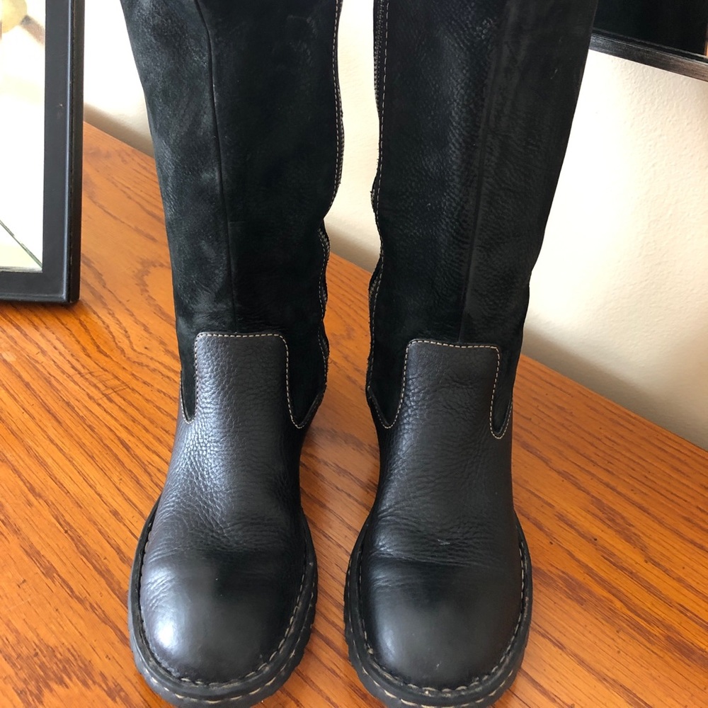 Black leather and suede winter boots by Born .